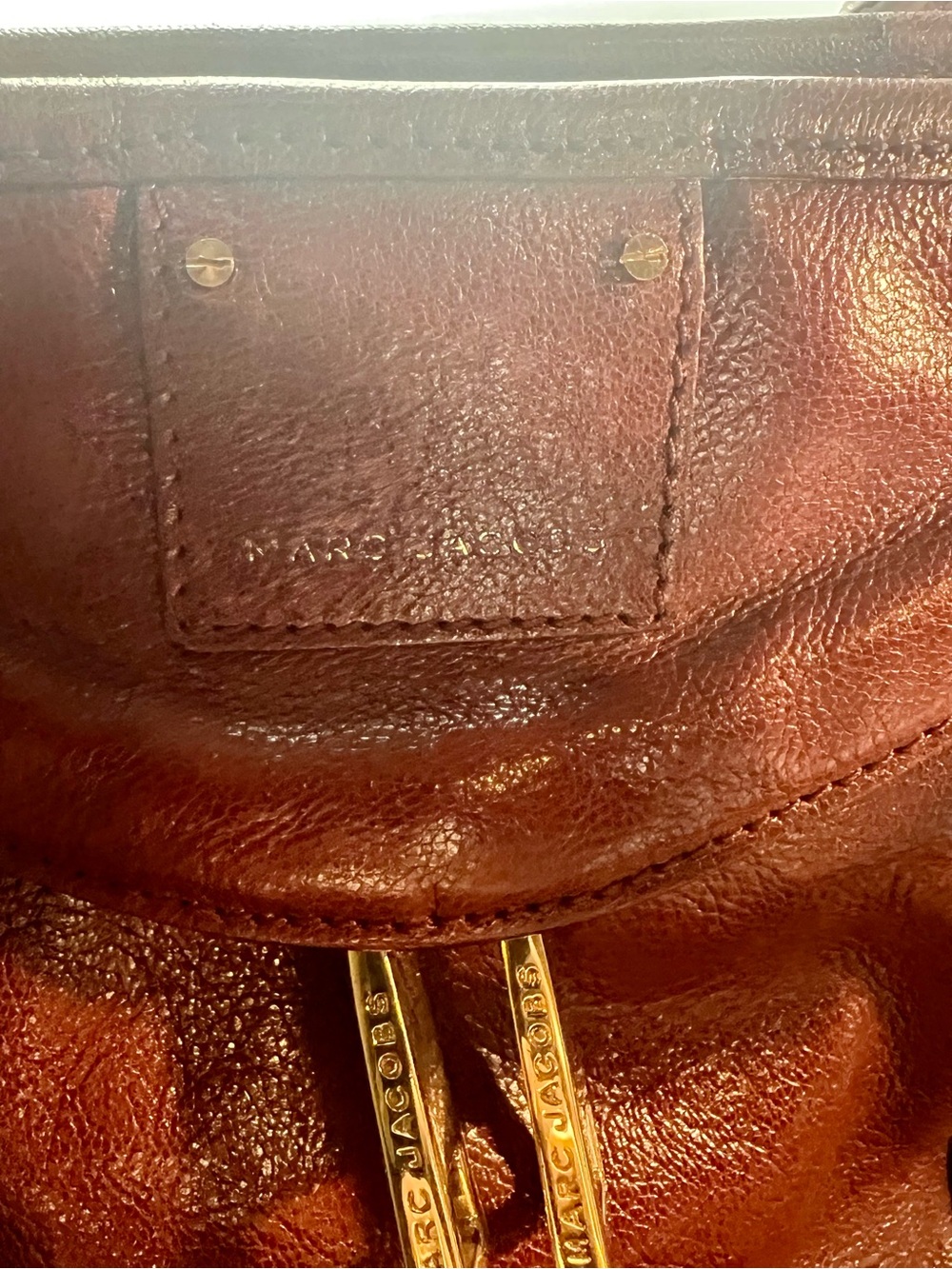 Marc Jacobs Burgundy Leather Satchel with Gold Hardware - Picture 9 of 10